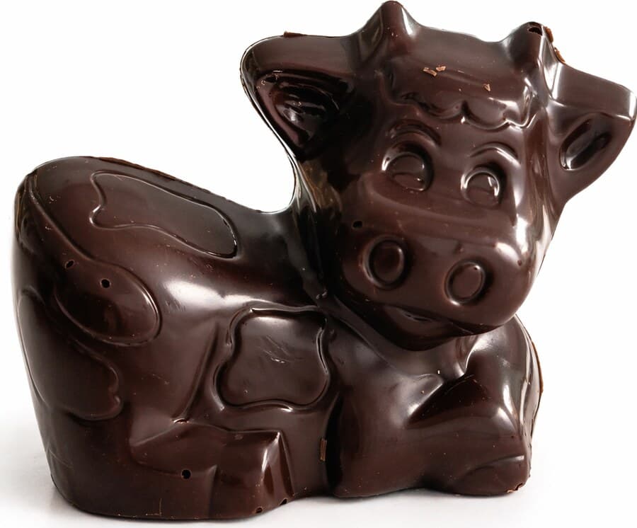Vache en chocolat noir